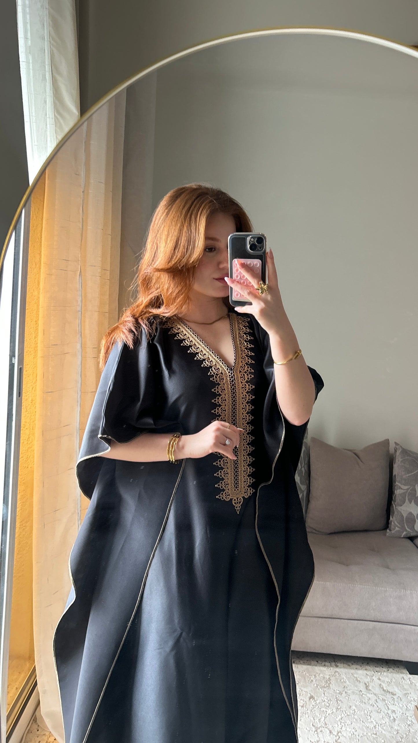 ✨جبة الاستقبال ساتان – فخامة وأصالة